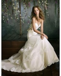 Petticoat Lane Bridal 1078618 Image 9
